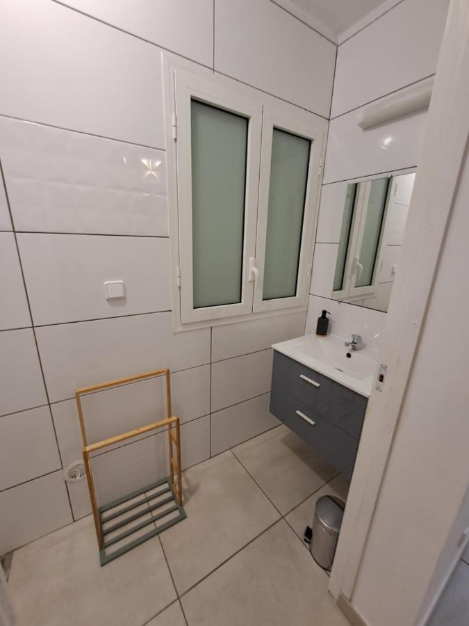 Logement Cosy T2, Centre Ville De Saint-Pierre Экстерьер фото